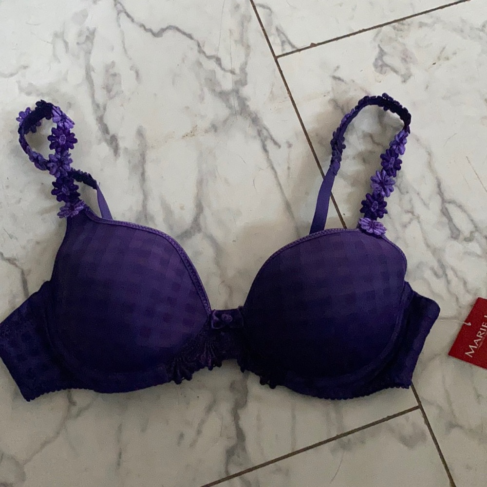 Women’s bra